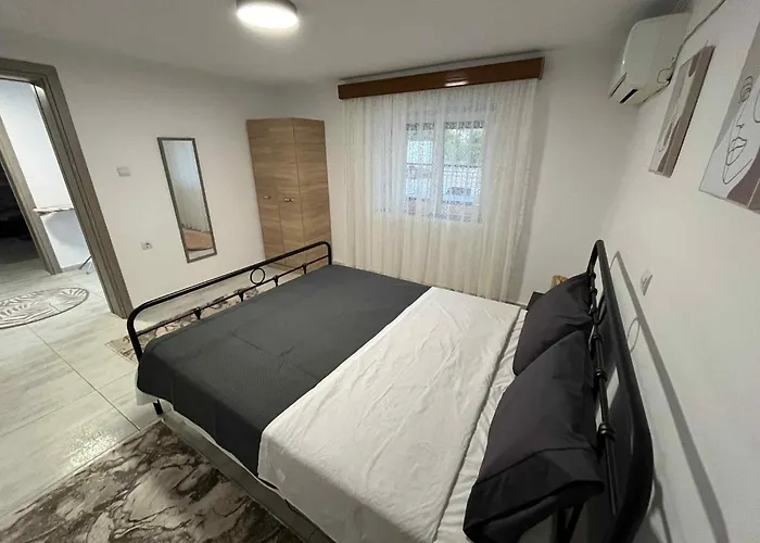 Kyma Nea Karvali